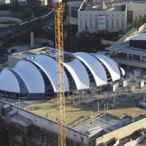 The covering, the very first that includes a system of transparent ETFE foils, combines 6 translucen
